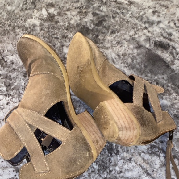 Steve Madden | Cinch Boots - Picture 5 of 5